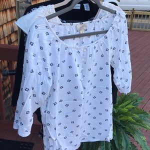 Loft 3/4 sleeve scoop neck blouse in pretty print